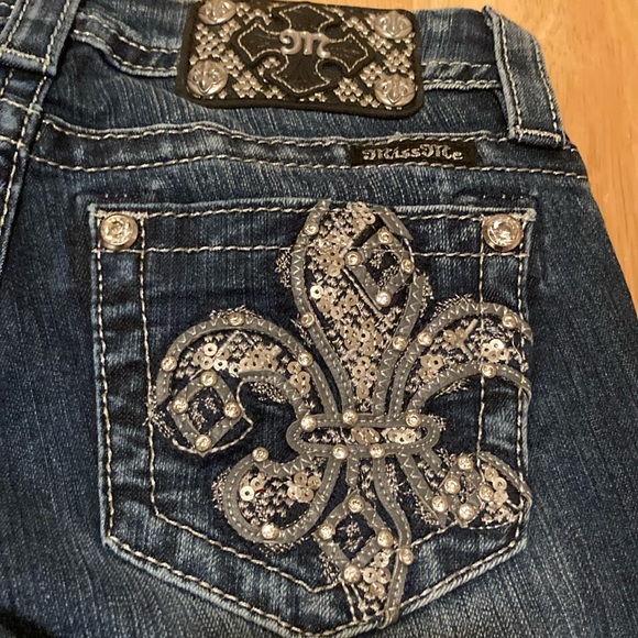 Miss Me Sequin Pocket Skinny Jeans - Picture 6 of 9